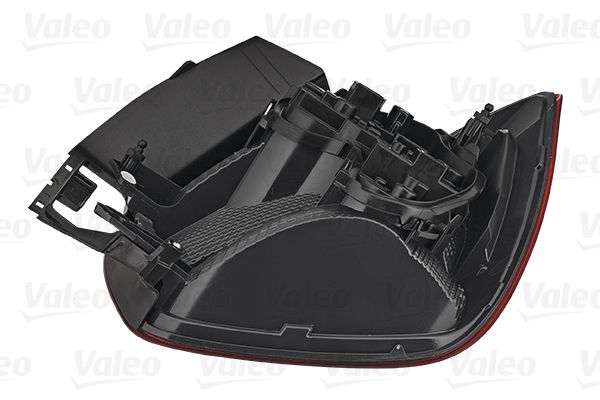 VALEO_REARLAMP_044646_03.JPG
