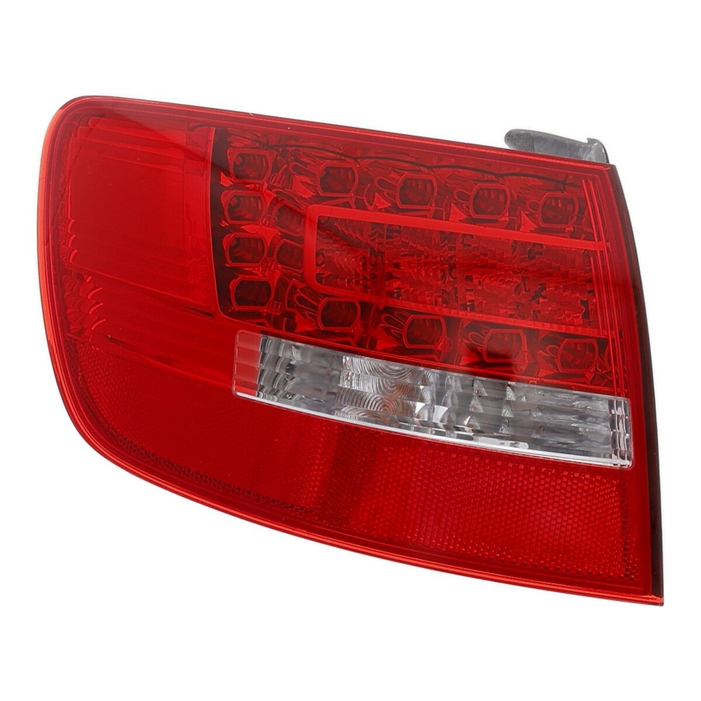 REAR LIGHT_043846_01.JPG