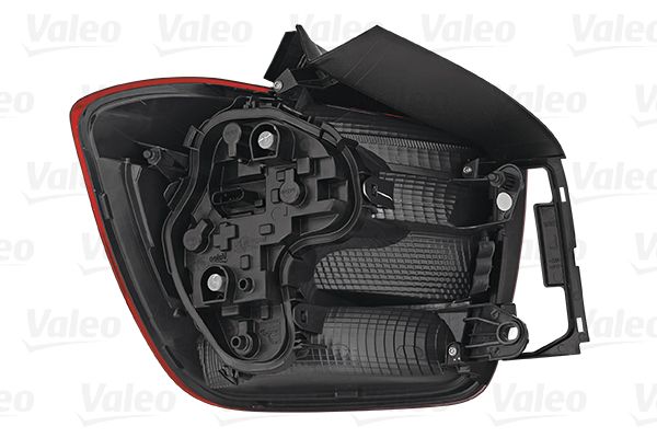 VALEO_REARLAMP_044647_02.JPG