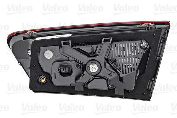 VALEO_REARLAMP_047008_02.JPG