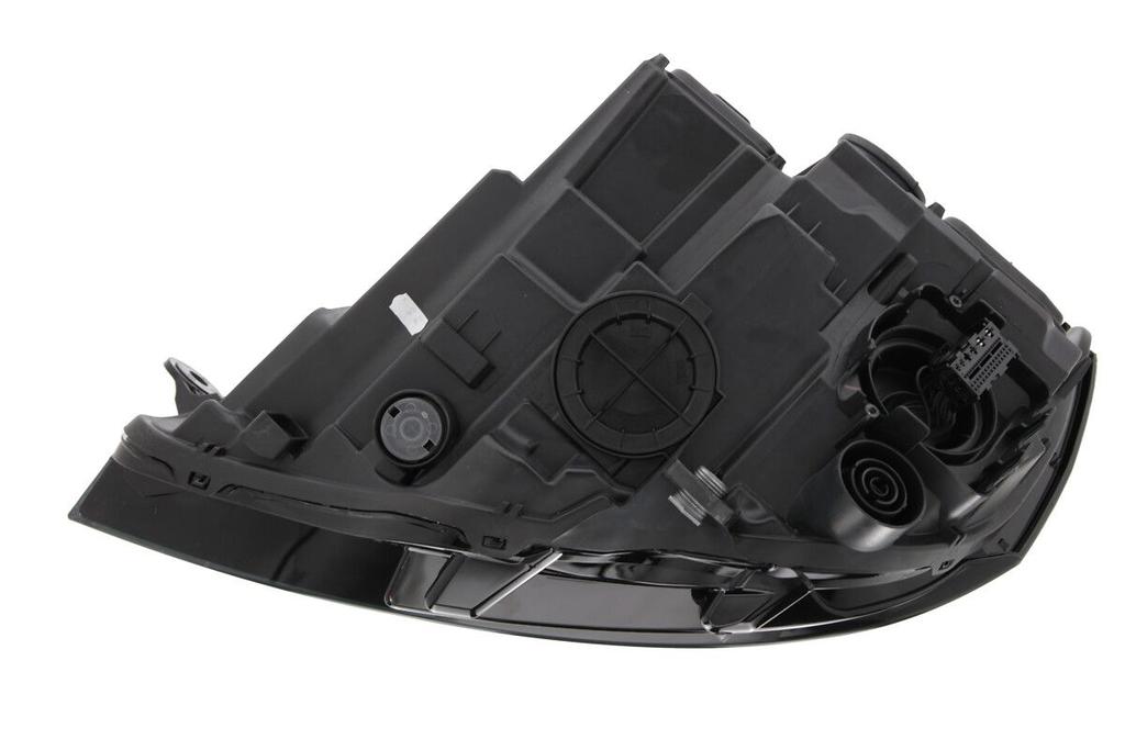 HEADLAMP_450887_03.JPG