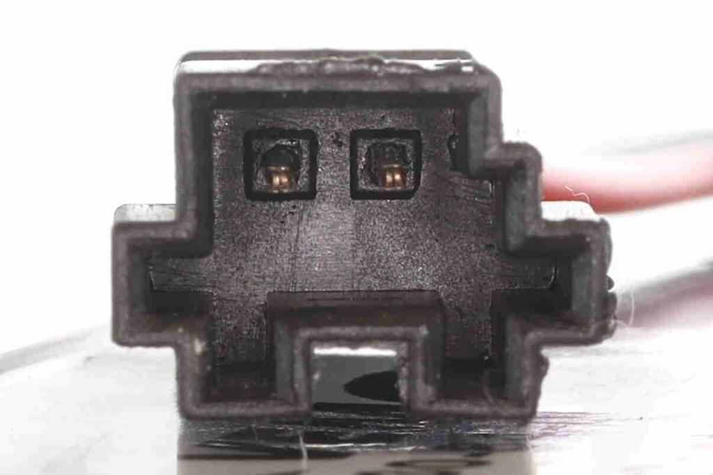 V30-84-0042_03.JPG