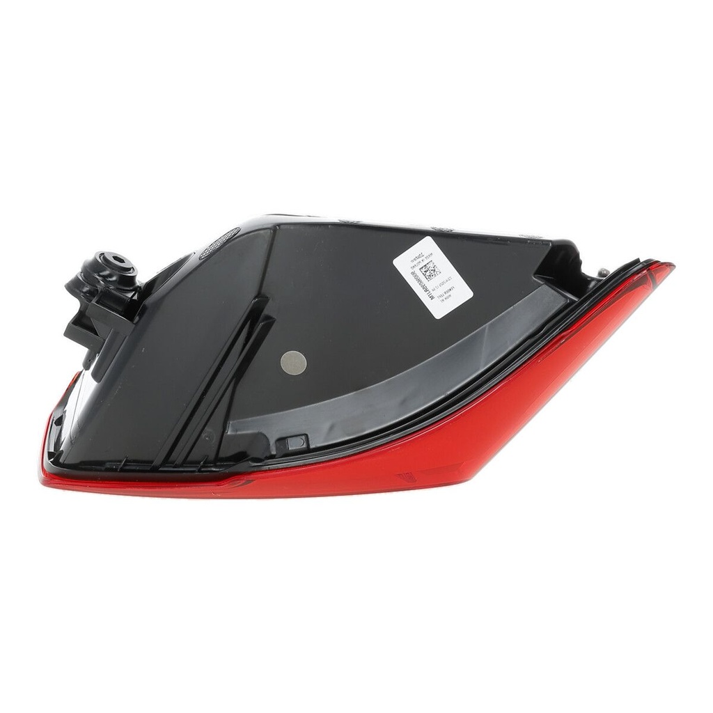 REAR LIGHT_047092_03.JPG