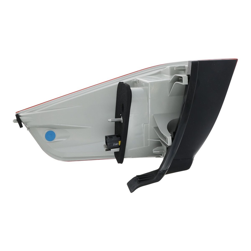 REAR LIGHT_043968_02.JPG