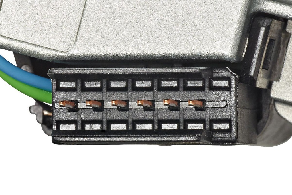 SWITCHES_251742_04.JPG