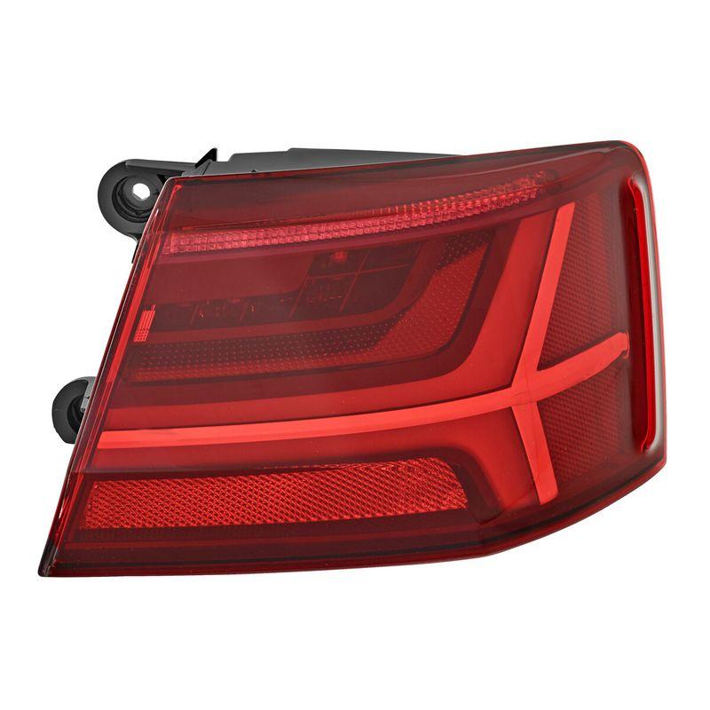 REAR LIGHT_047007_01.JPG