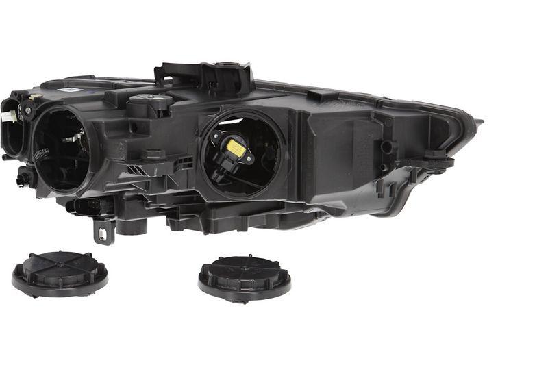 HEADLAMP_046816_02.JPG