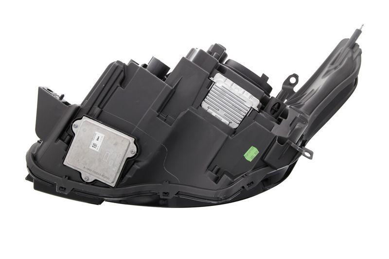 HEADLAMP_045293_03.JPG