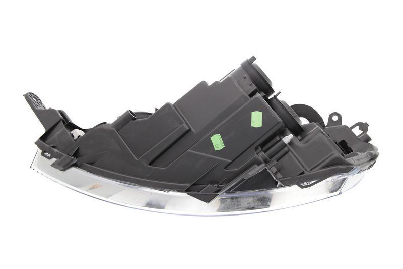 HEADLAMP_450431_03.JPG