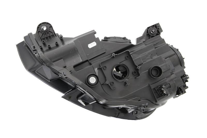 HEADLAMP_046817_03.JPG