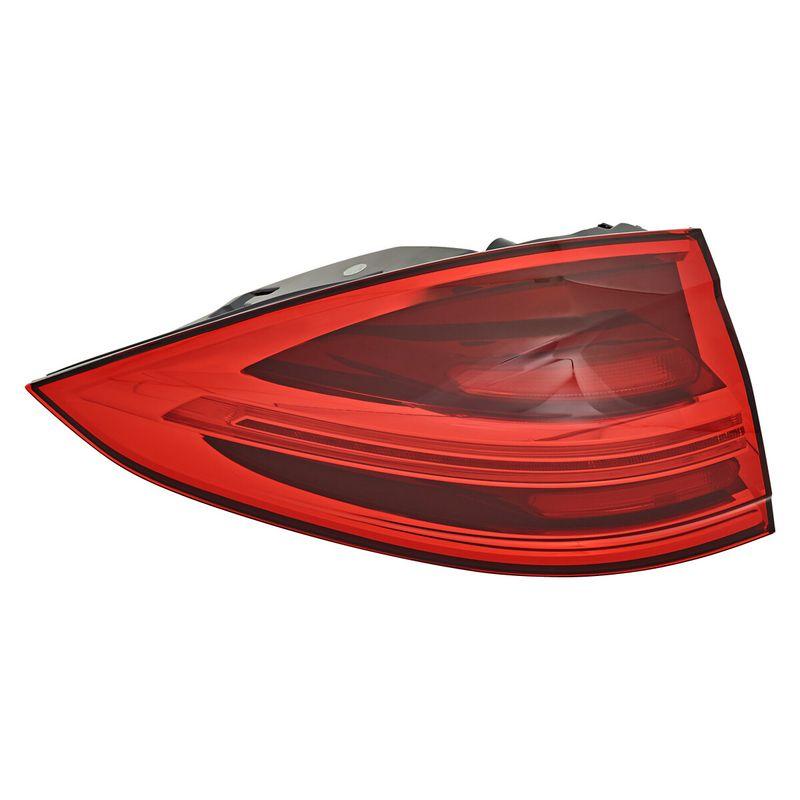 REAR LIGHT_045449_01.JPG