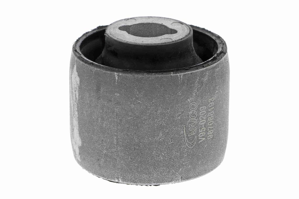 LOWER CONTROL ARM BUSH VAICO VOLVO