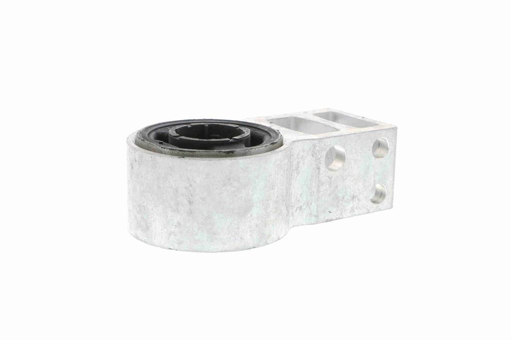 CONTROL ARM BUSH RHF VAICO ALFA