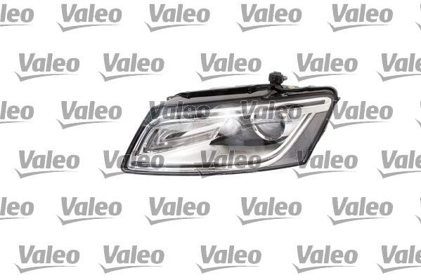 HEADLIGHT RH VALEO VAG