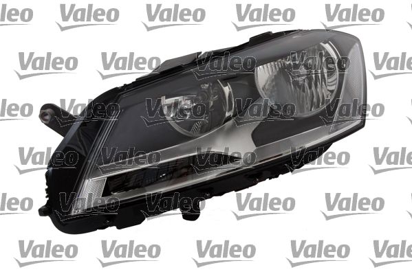 HEADLAMP RH VALEO VAG