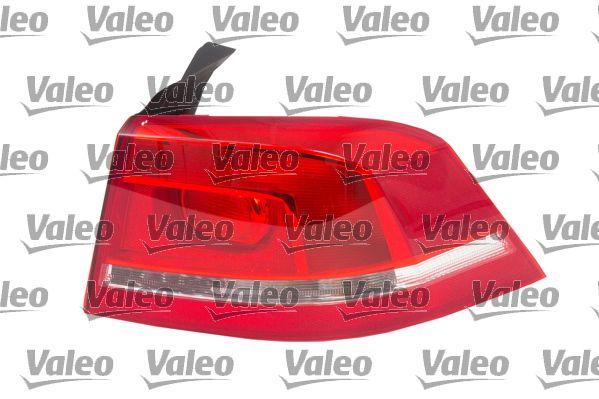 TAILLAMP OUTER RH VALEO VAG